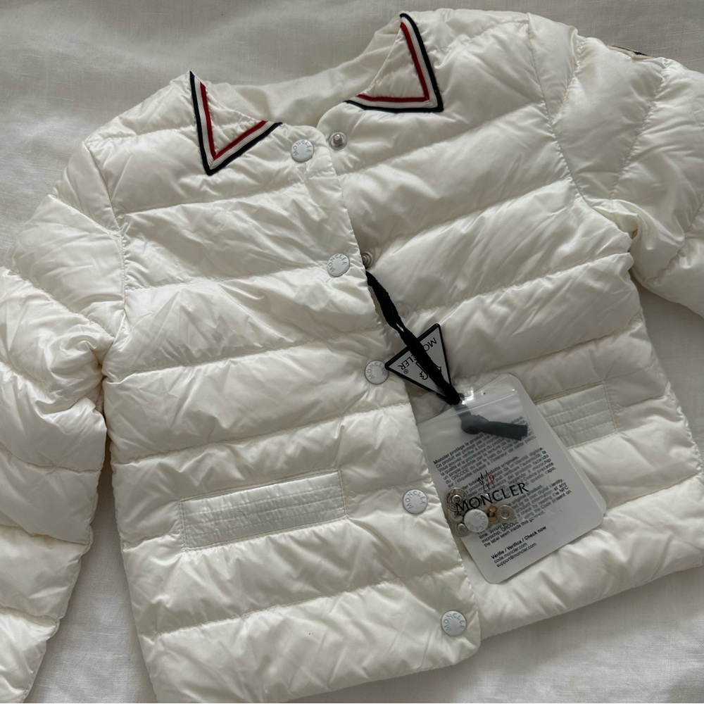 Kids Moncler jacket coat in a size 3. White. NWT